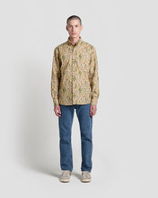 Load image into Gallery viewer, Poplin &amp; Co Men&#39;s Printed Shirt in Floral Land
