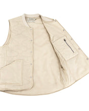 Load image into Gallery viewer, Taikan Quilted Vest in Dune
