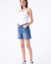 Load image into Gallery viewer, Dr. Denim Women&#39;s Rose Shorts in Canyon Mid Used

