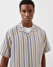 Load image into Gallery viewer, Minimum Men&#39;s Striped Jole Shirt in Hydrangea
