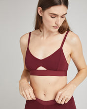 Load image into Gallery viewer, Richer Poorer Women&#39;s Cut Out Bralette in Vamp
