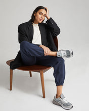 Load image into Gallery viewer, Richer Poorer Women&#39;s Recycled Fleece Sweatpant in Blue Nights
