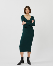 Load image into Gallery viewer, Minimum Women&#39;s Stassy Dress in Pine Grove
