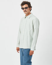Load image into Gallery viewer, Minimum Men&#39;s Jack Shirt in Oil Blue on a model standing on an angle
