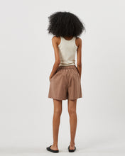 Load image into Gallery viewer, back view of the Minimum Women&#39;s Frankila Shorts in Brownie on a model
