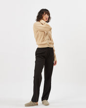 Load image into Gallery viewer, the Minimum Women&#39;s Cardine Cardigan in Safari on a model 

