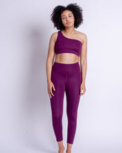 Load image into Gallery viewer, Girlfriend Collective High-Rise Legging in Plum
