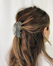 Load image into Gallery viewer, Horace Blonda Hair Clip
