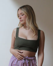 Load image into Gallery viewer, Jules Marie Reversible Raw Silk Top in Pink &amp; Green
