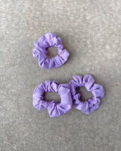 Load image into Gallery viewer, Girlfriend Collective Lilac Scrap Scrunchie
