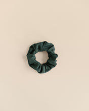 Load image into Gallery viewer, Girlfriend Collective Moss Scrap Scrunchie
